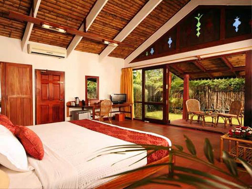 Abad Whispering Palms Hotel Kumarakom Eksteriør billede