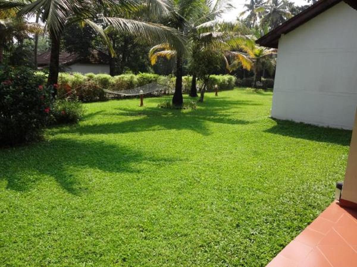 Abad Whispering Palms Hotel Kumarakom Eksteriør billede